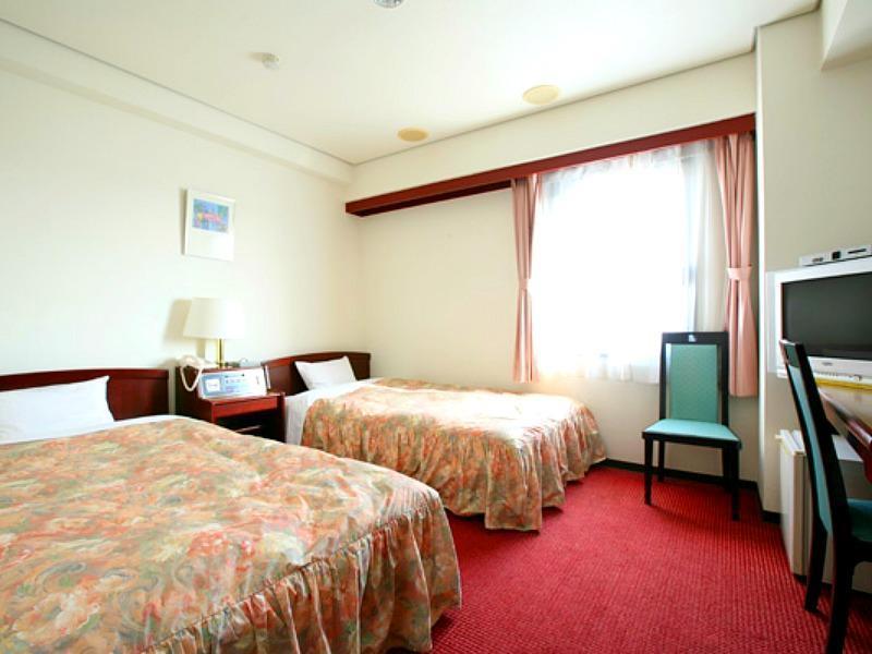 Hotel Seven Seven Takaoka Extérieur photo